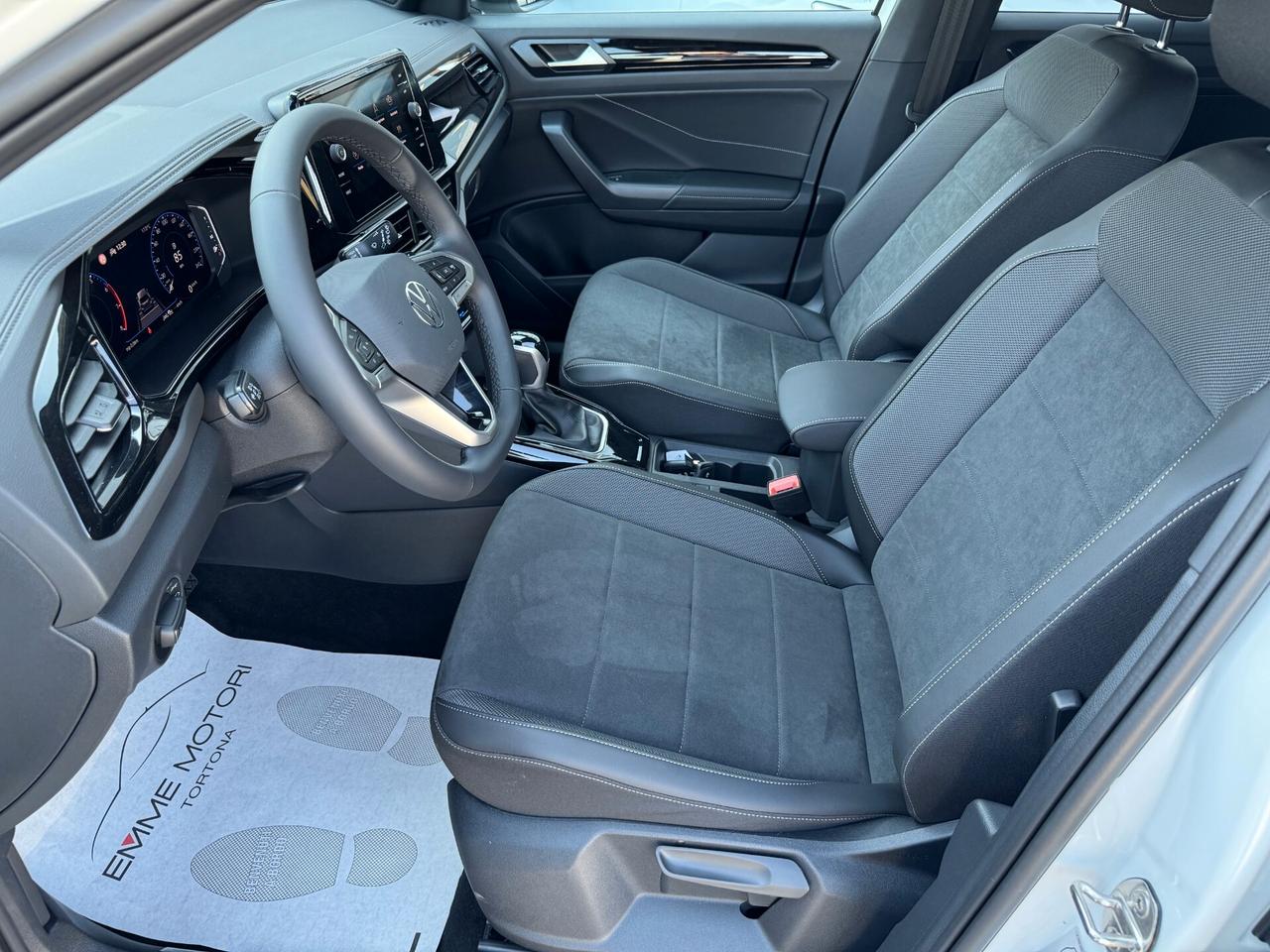 Volkswagen T-Roc 1.5 tsi Style dsg / NO VINCOLI / Fari Matrix