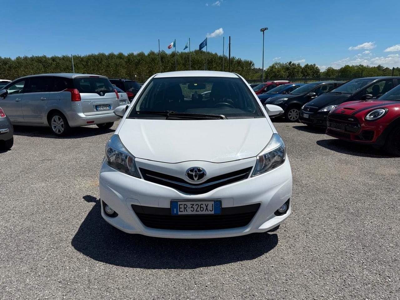Toyota Yaris 1.0 5 porte Benz OK PER NEOPATENTATI