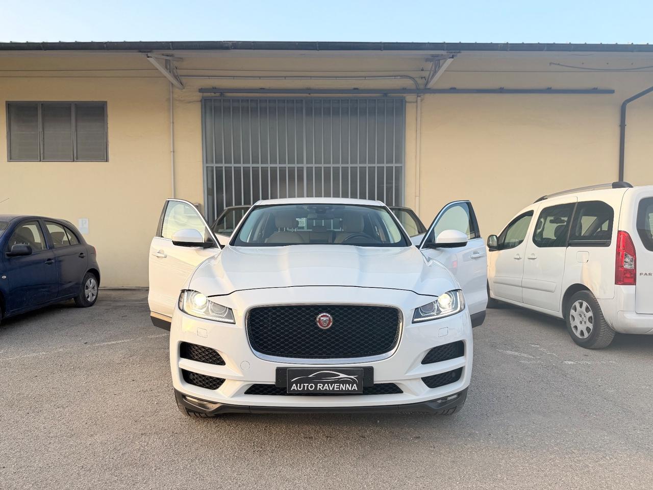 Jaguar F-Pace 2.0 D 180 CV AWD Portfolio euro6