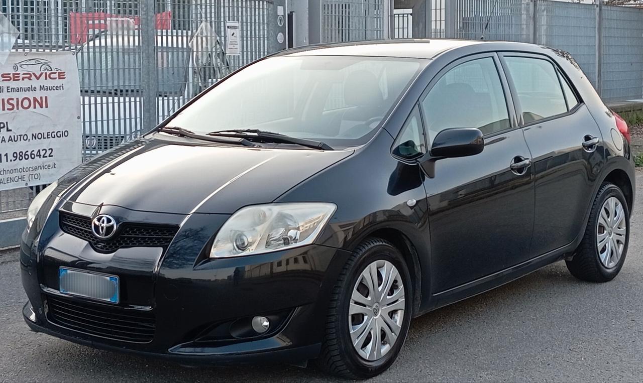 Toyota Auris 1.4 D-4D 5