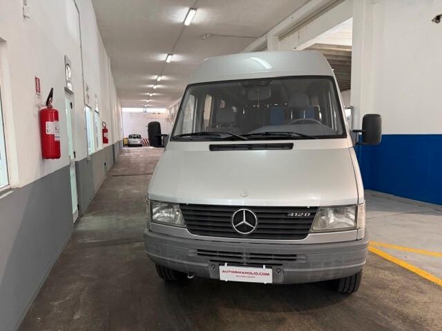 Mercedes Benz 17 posti OTTIMO