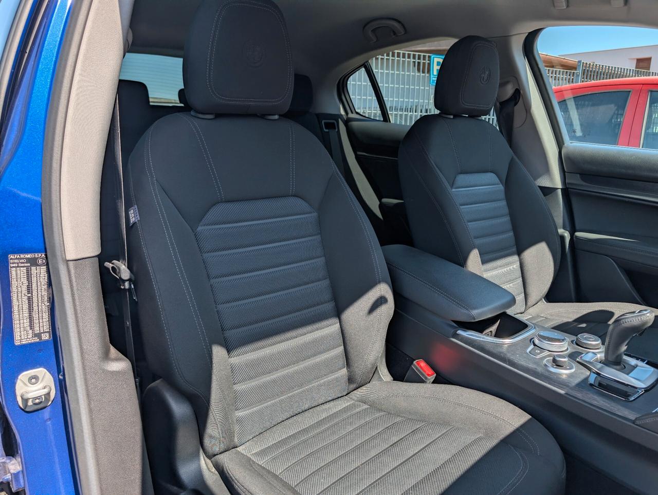 Alfa Romeo Stelvio 2.2 Turbodiesel 190 CV AT8 RWD Business