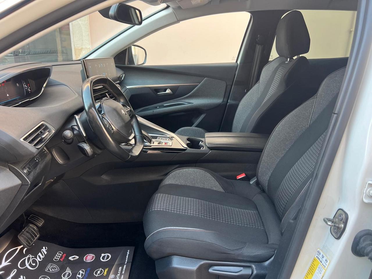 PEUGEOT 3008 ALLURE 1.5 130CV NAVI CRUISE CAM ANNO 2021