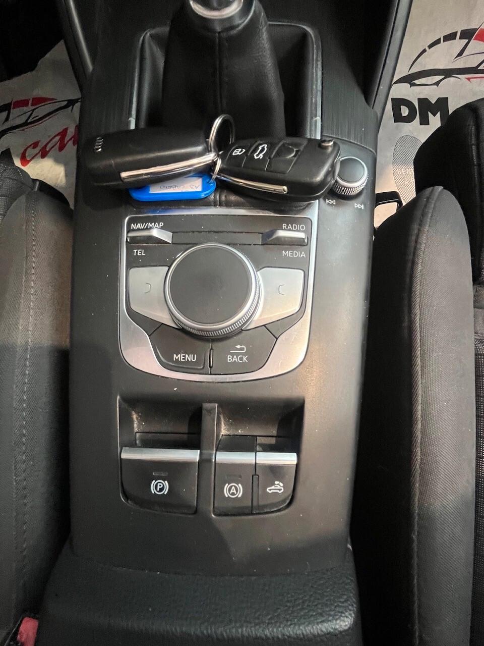 AUDI A3 CABRIO 1.6 TDI 116 CV SPORT NAVI CERCHI DA 18 CAMBIO 6 SPEED KM CERTIFICATI LUCI AMBIENTE OK NEOPATENTATI