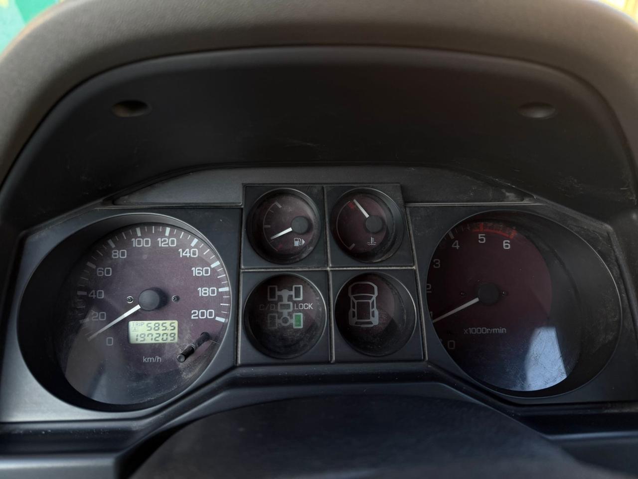 Mitsubishi Pajero 2.5 TDI 3p. GLX Autocarro