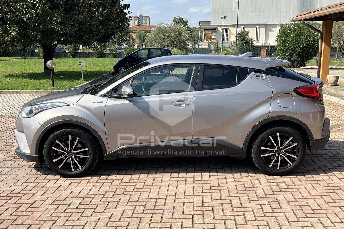 TOYOTA C-HR 1.8 Hybrid E-CVT Trend
