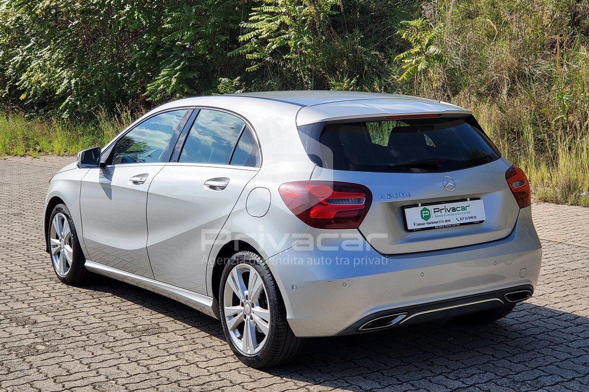 MERCEDES A 200 d Automatic Premium