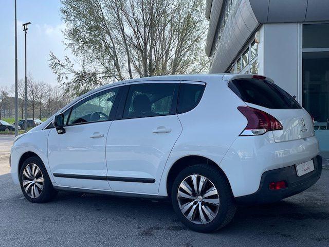 PEUGEOT 3008 1.6 HDi 115CV Active