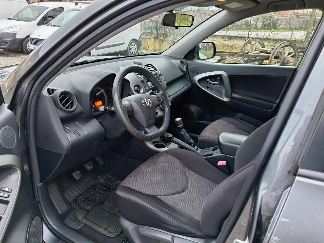Toyota Rav4 2.2 d-4d Exclusive 150cv dpf