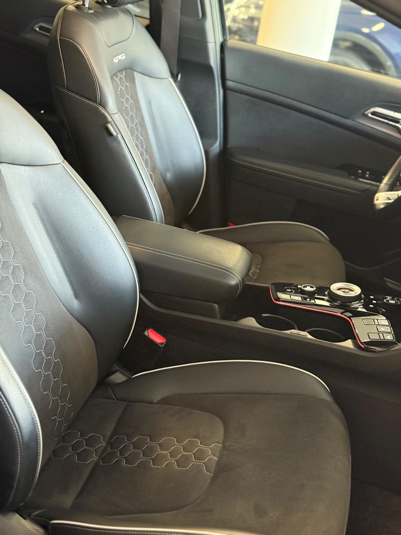 Kia Sportage 1.6 CRDi MHEV DCT GT-line