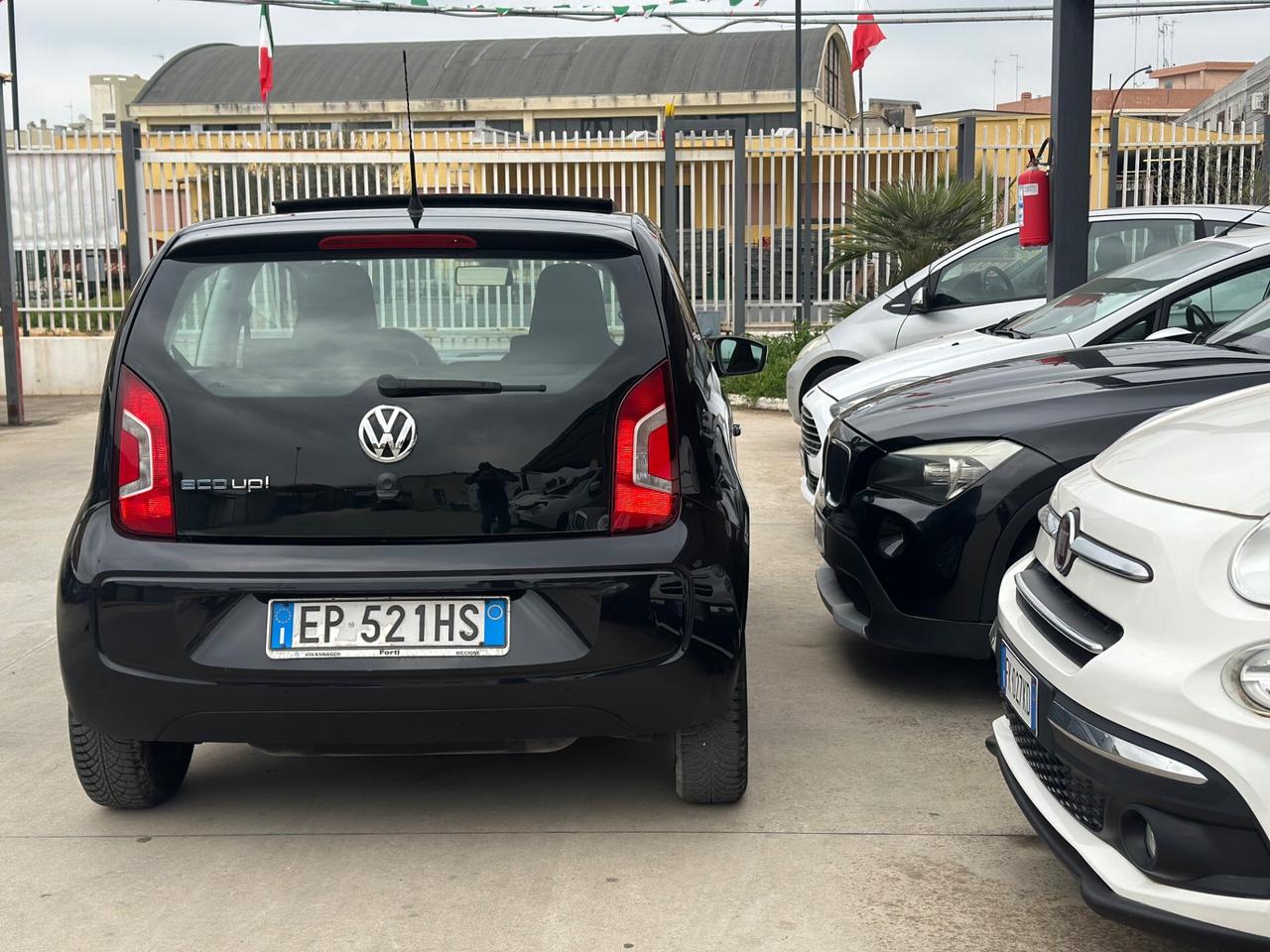 Volkswagen UP! 1.0 METANO 2013 - TETTO PANORAMICO