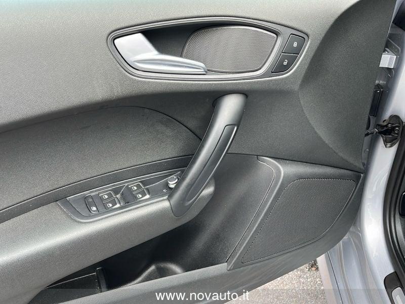 Audi A1 SportBack 1.0 tfsi ultra Admired 95cv s-tronic