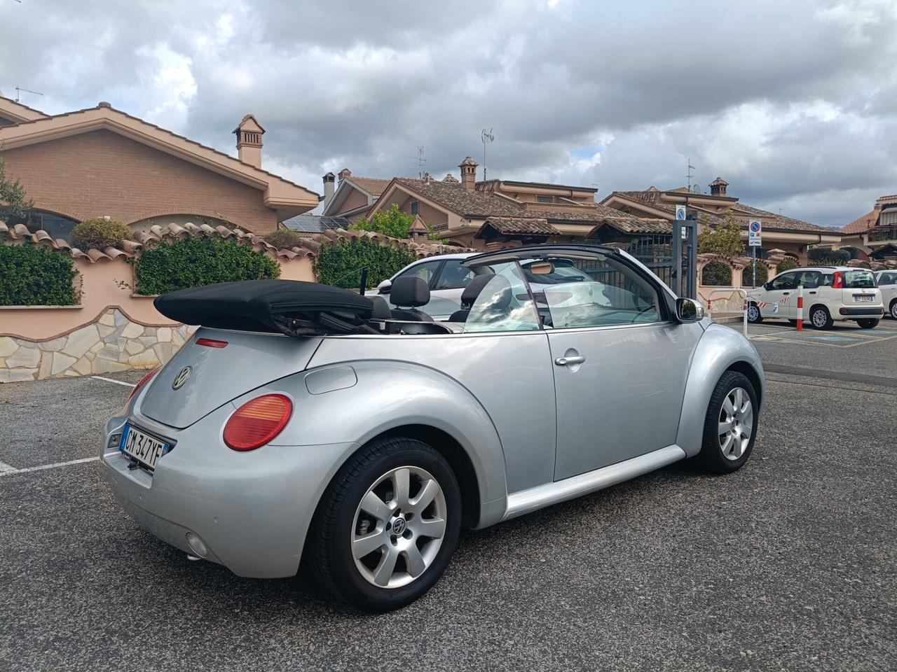 Volkswagen New Beetle 1.6 Cabrio iscritta ASI 99 Mila km