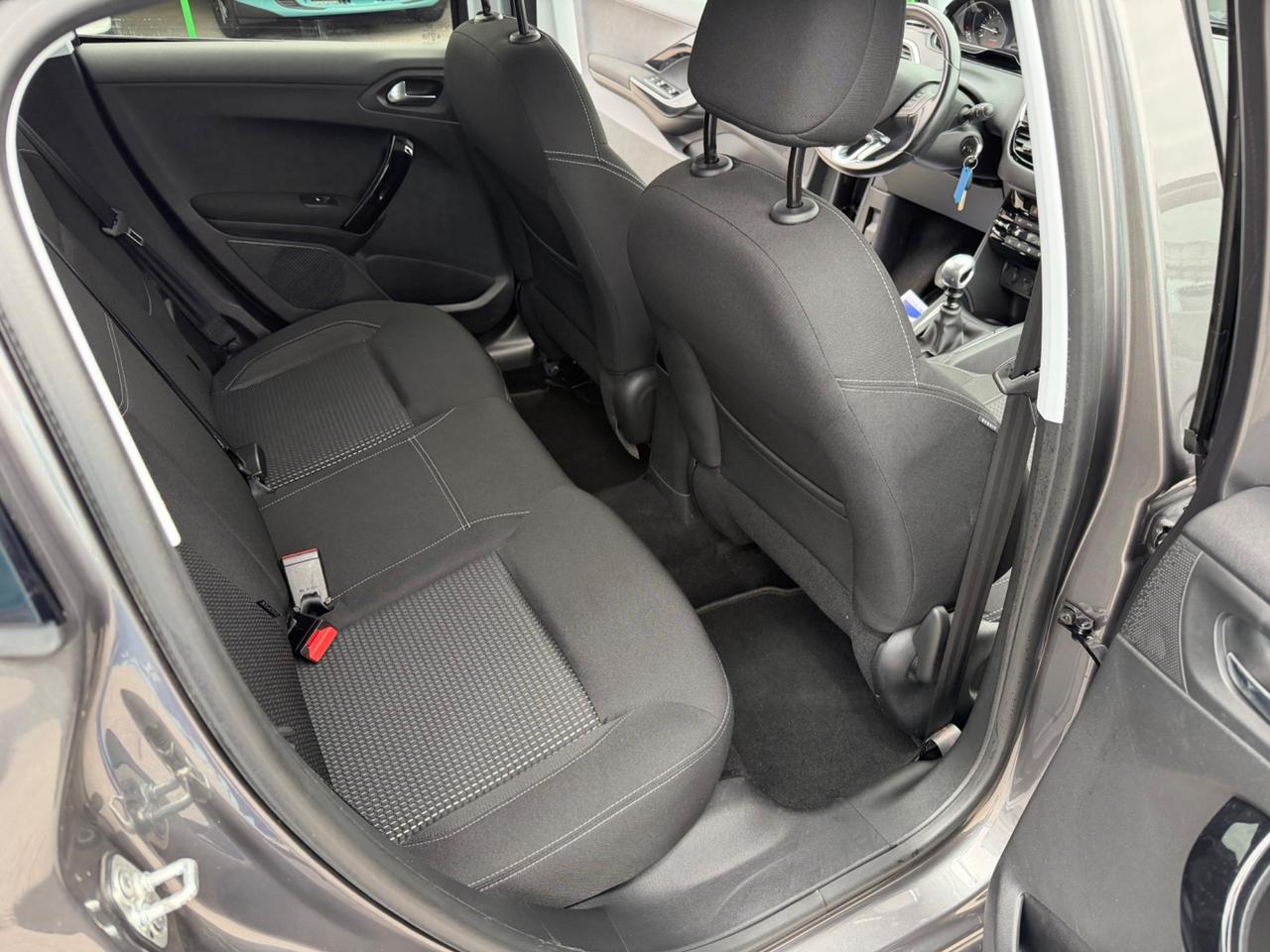 Peugeot 208 PureTech Turbo 110 EAT6 S&S 5 porte Allure