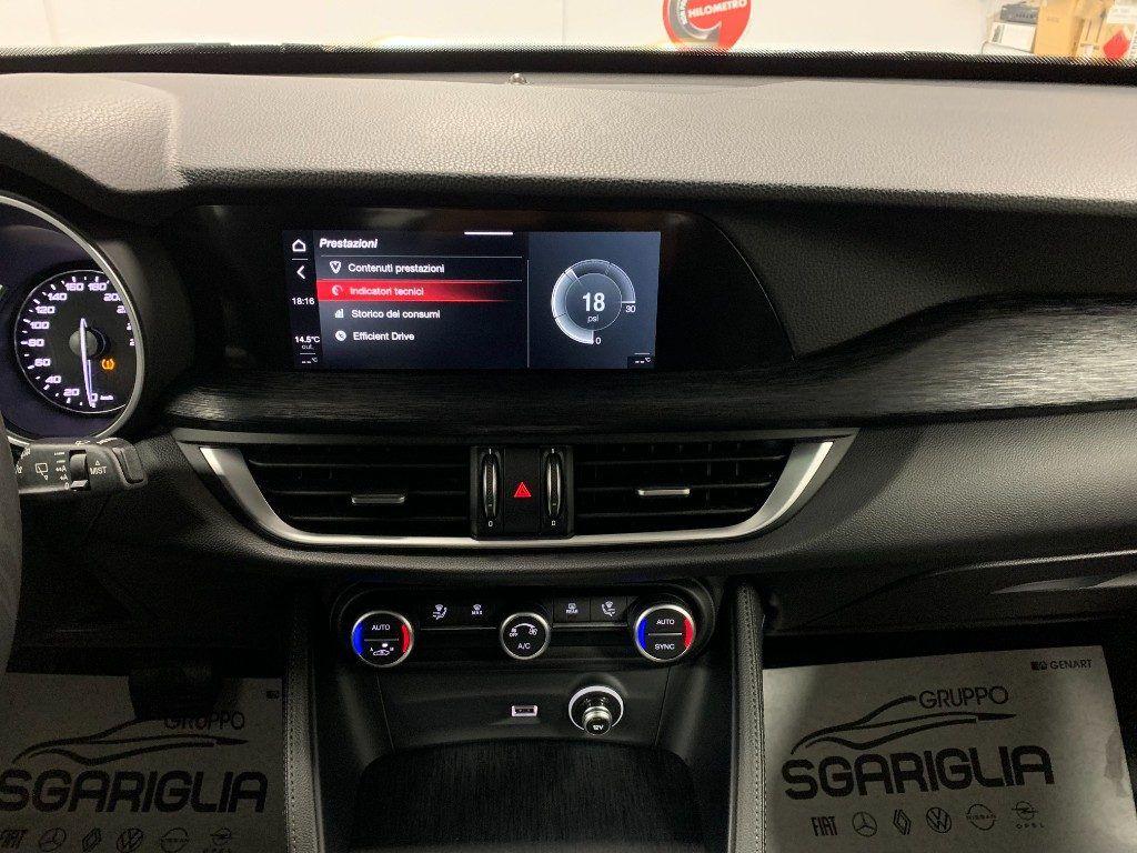 Alfa Romeo Stelvio 2.2 Diesel AT8 Sport-Tech Automatico