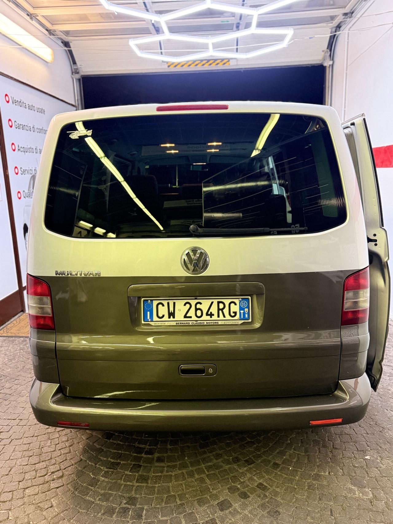 Volkswagen Multivan 2.5 TDI/130CV Highline