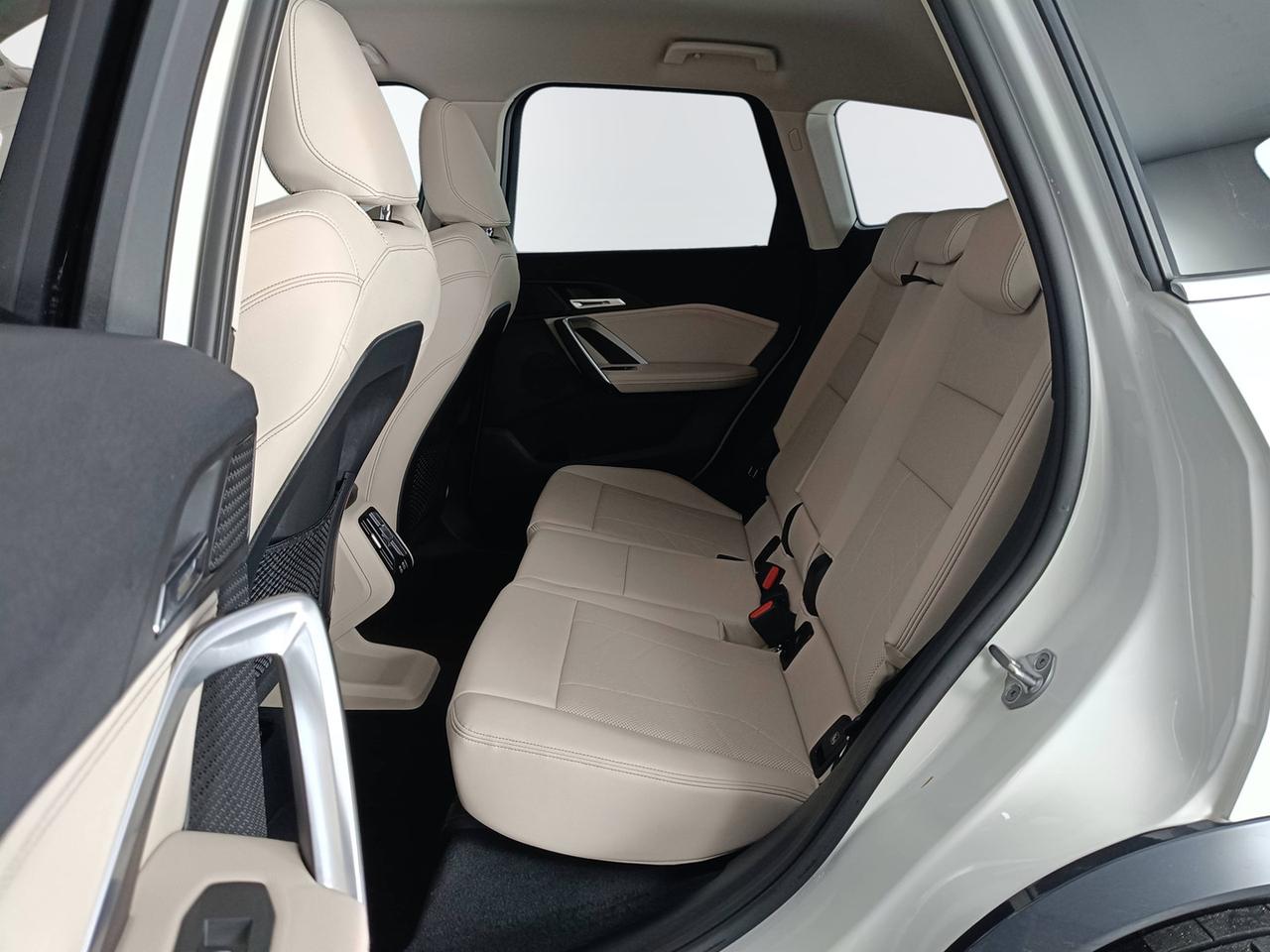 BMW X1 U11 - X1 sdrive18d X-Line auto