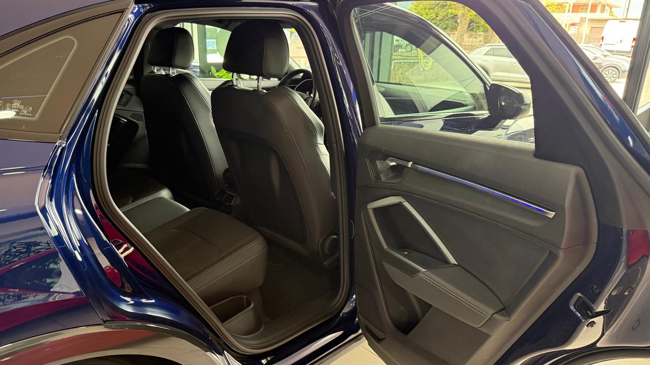AUDI Q3 SPORTBACK 2.0 TDI QUATTRO S LINE S TRONIC IDENTITY BLACK