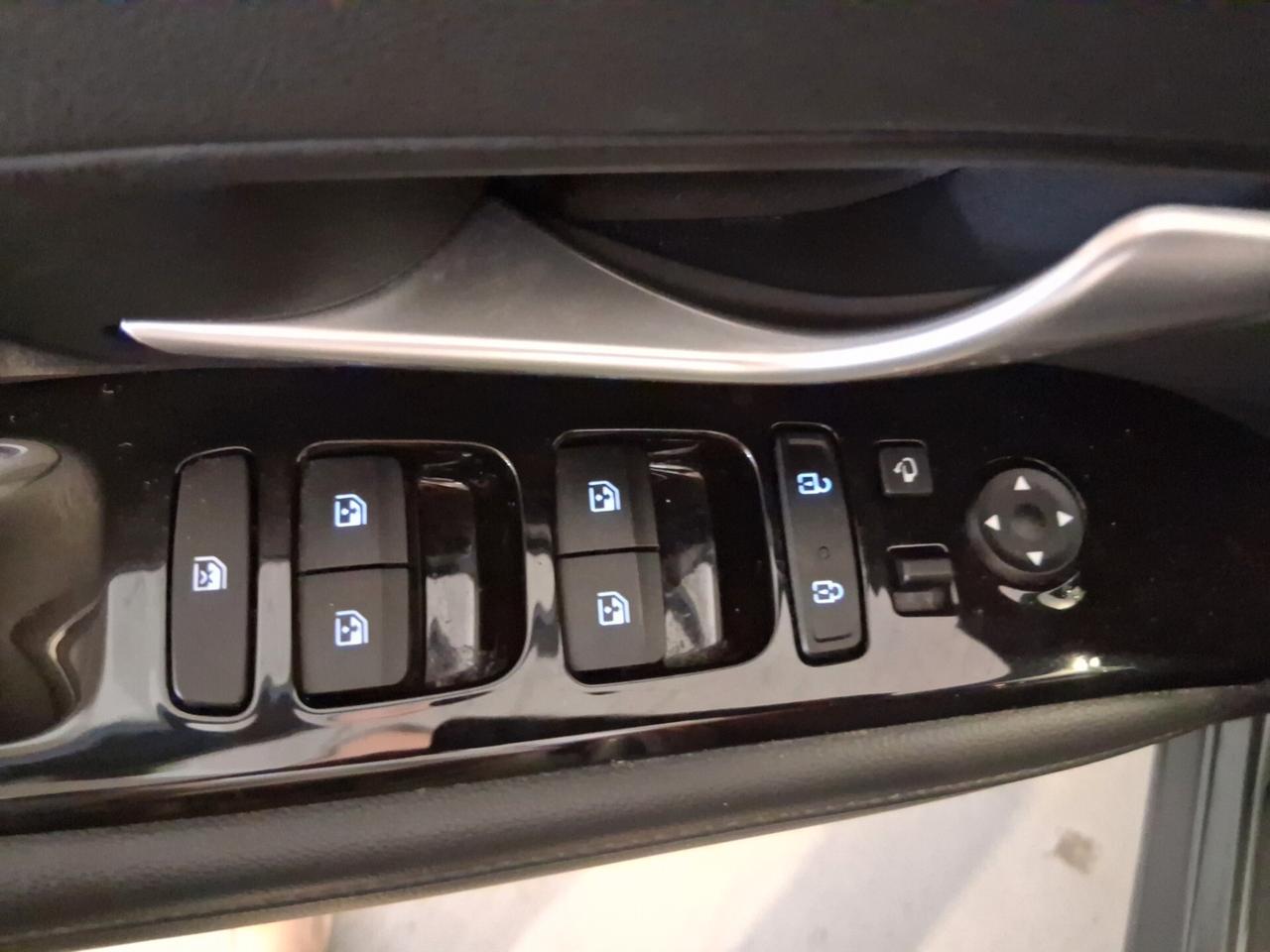 Hyundai Tucson 1.6 HEV aut. XLine + Smart Sense+ Advanced