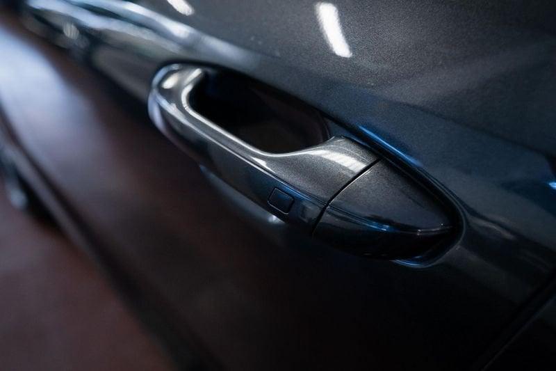 KIA Niro 1.6 gdi hev Style dct6