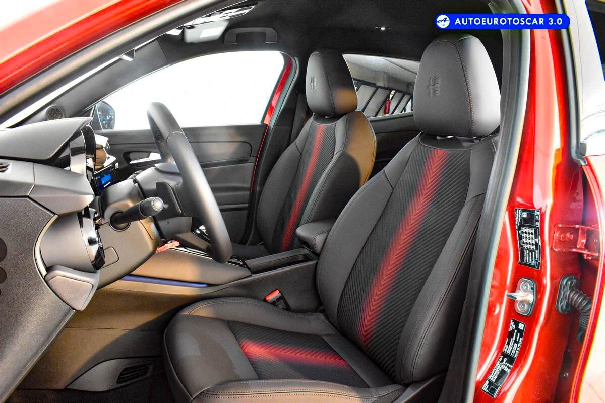 Alfa Romeo Junior 1.2 136 CV Hybrid eDCT6