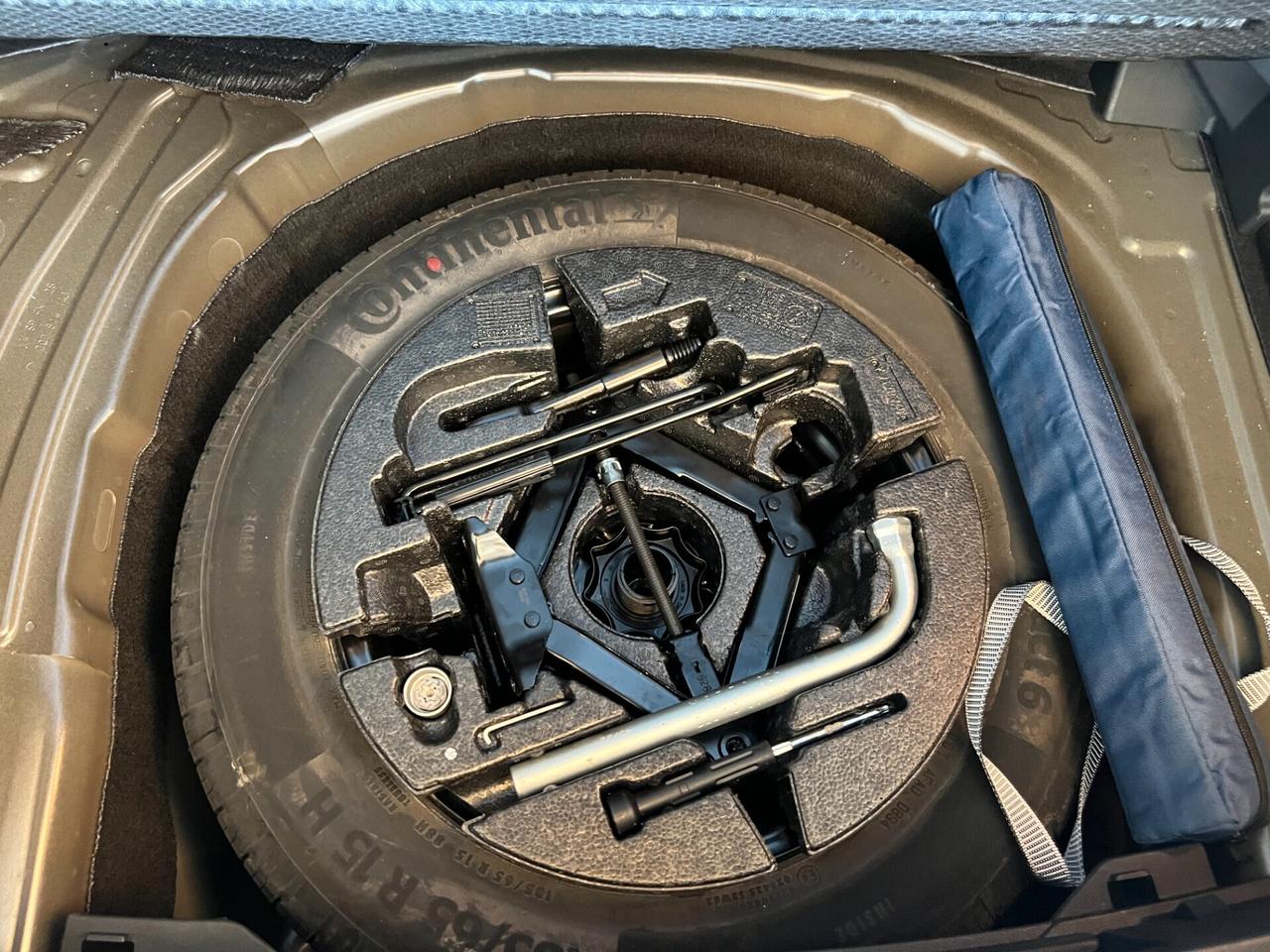 Volkswagen Polo 1.0 Life KM 23.414 ok neopatentati tagliandata vw prezzo reale senza finanziamento