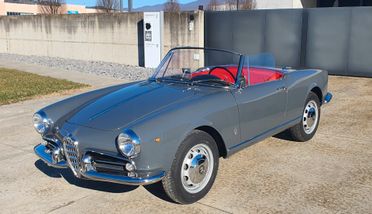 Giulietta Spider PASSO CORTO (750 D)