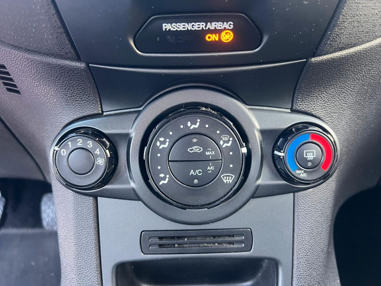 Ford Fiesta 1.5 TDCi 75CV 3 porte