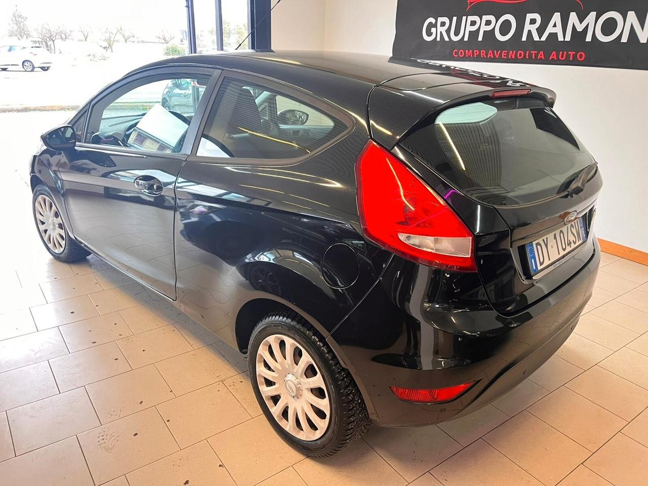 Ford Fiesta 1.4 3 porte Bz.- GPL Titanium