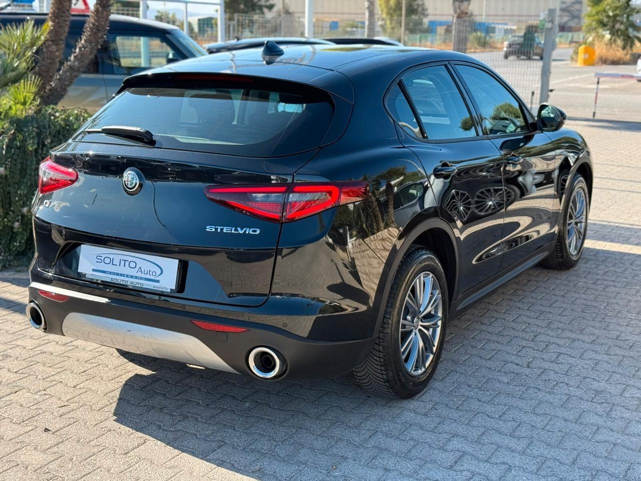 Alfa Romeo Stelvio 2.2 Turbodiesel 190 CV AT8 Q4 Executive