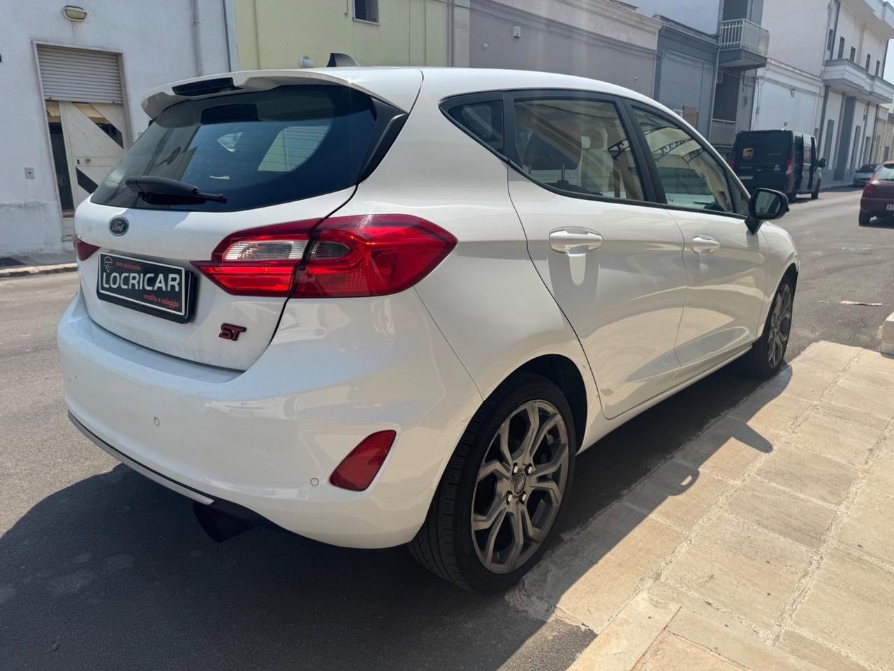 Ford Fiesta 1.5 TDCi 5 porte Vignale eu 6/b
