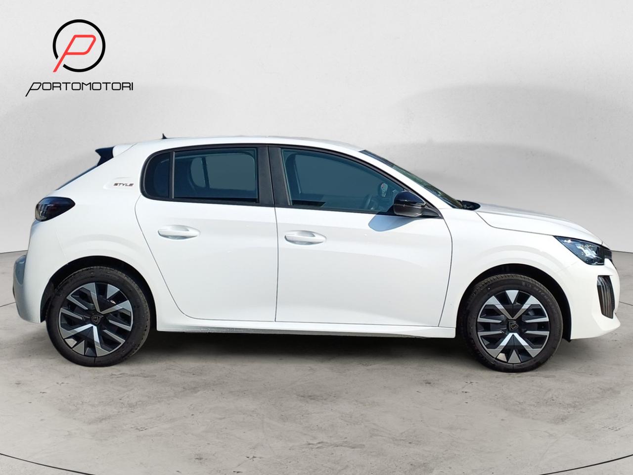 PEUGEOT e-208 STYLE - Motore Elettrico 136cv (100kW)