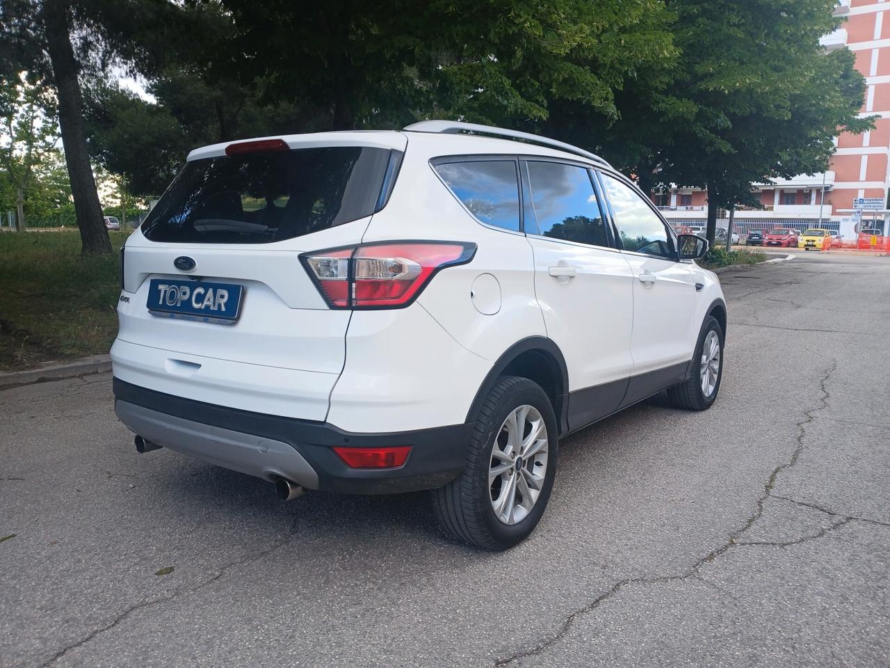 Ford Kuga 1.5 TDCI 120 CV S&S 2WD Titanium
