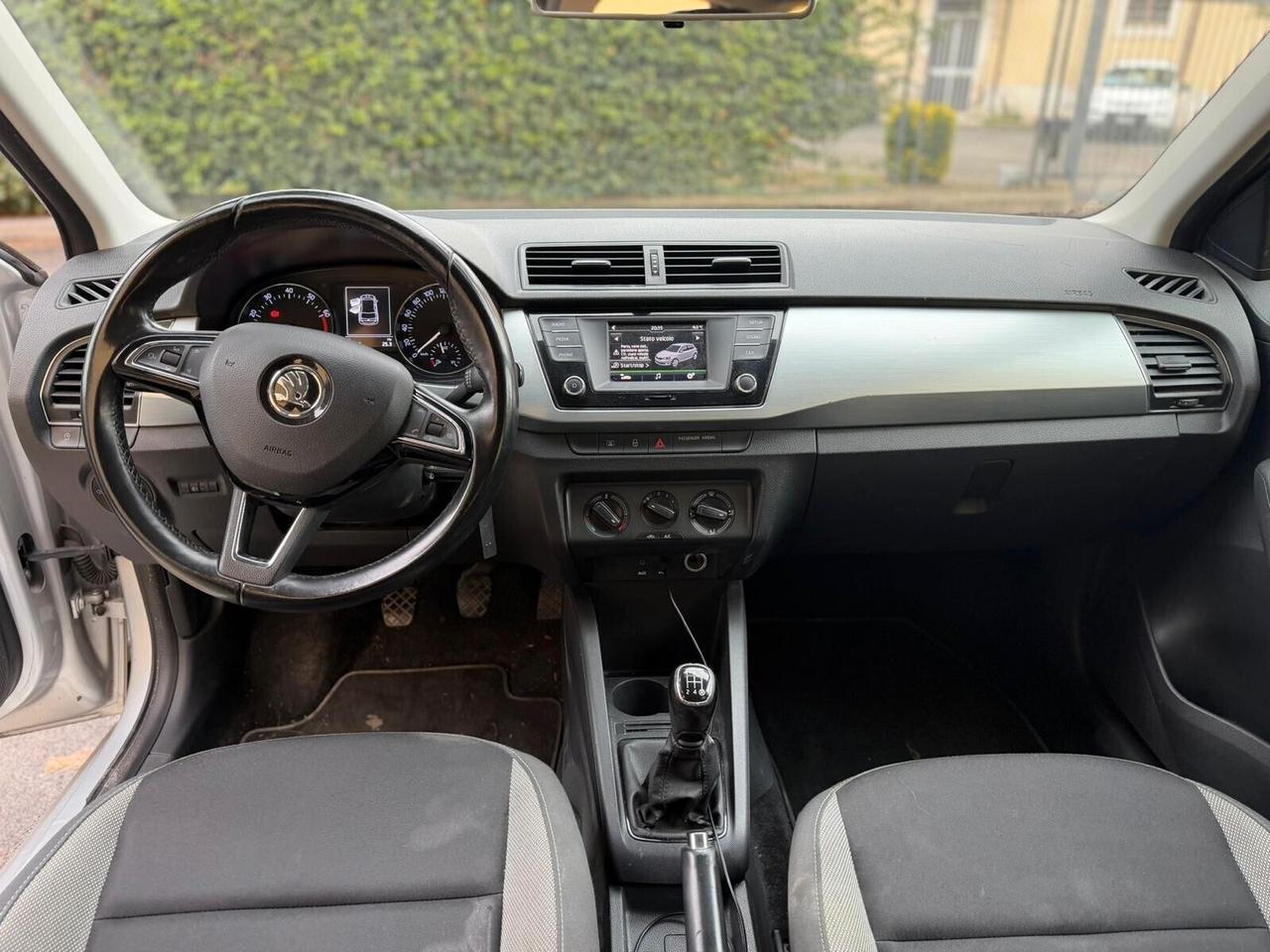 Skoda Fabia 1.0 TSI Color Argento