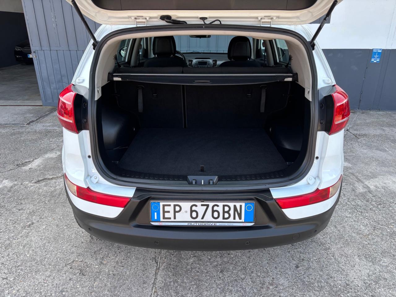 Kia Sportage 1.7 CRDI. Garanzia 12mesi. Neopatentati