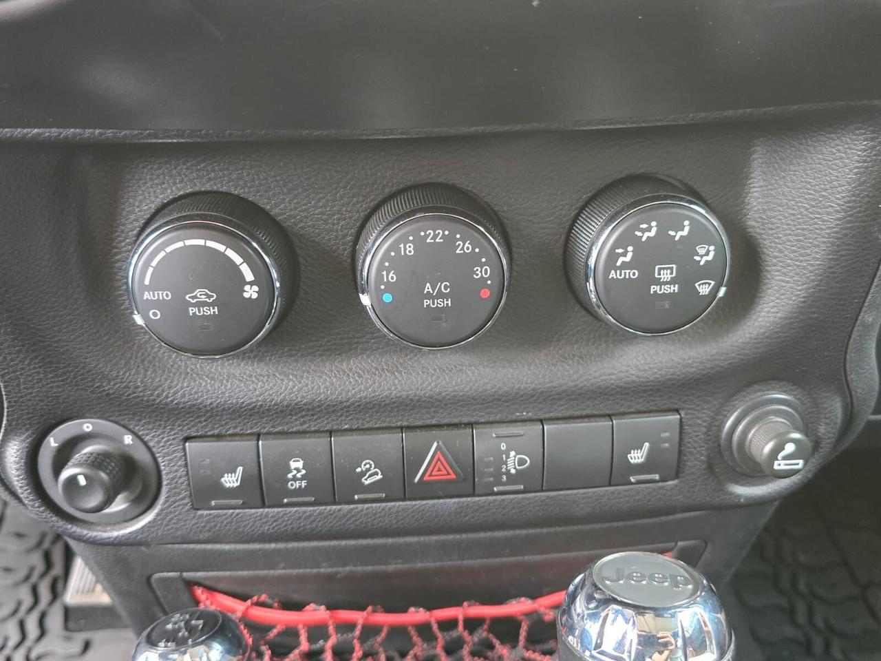 Jeep Wrangler Unlimited 2.8 CRD DPF Rubicon Auto