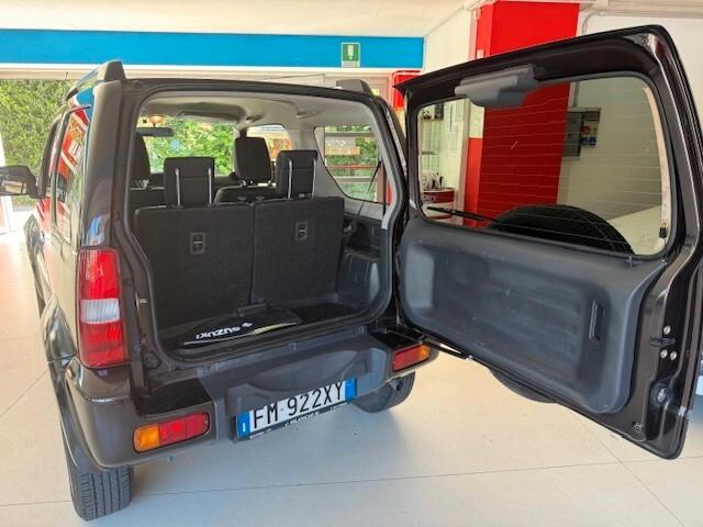SUZUKI JIMNY 1.3 BENZINA 4X4 EVOLUTION PARI AL NUOVO!