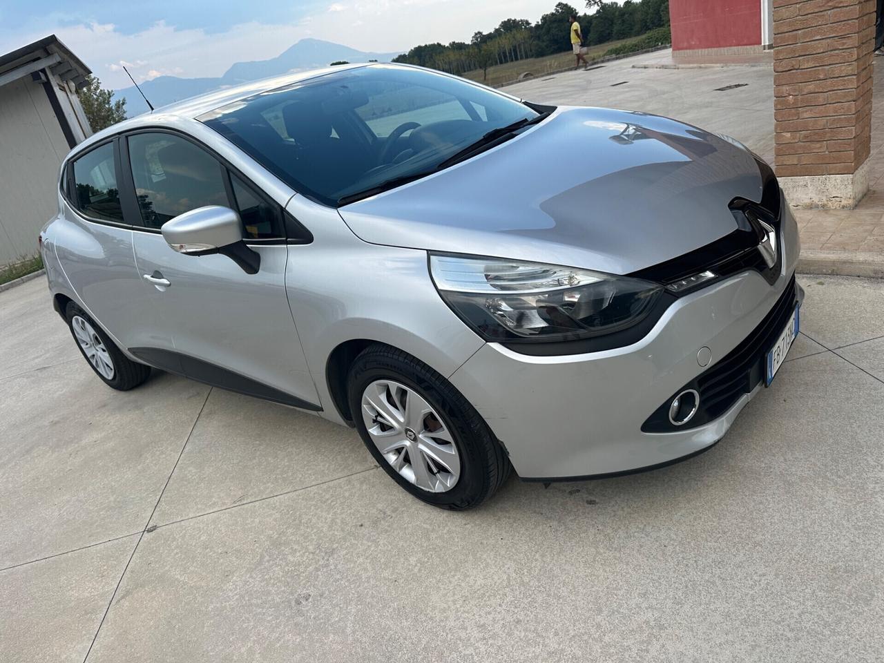 Renault Clio 1.5 dCi 75CV