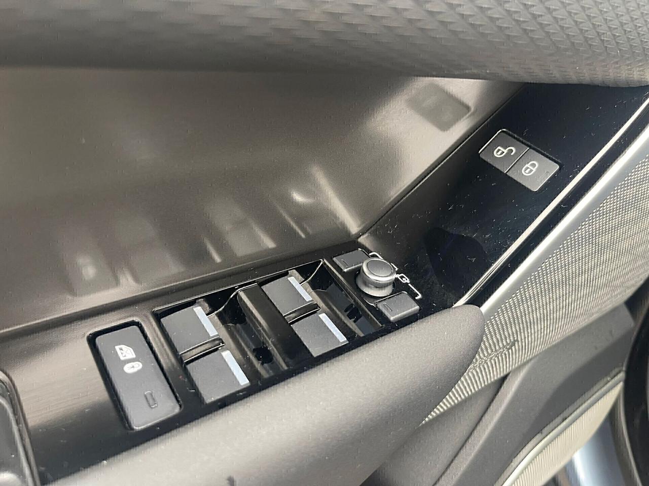 Land Rover Range Rover Velar 2.0D I4 180 CV S AUT. COME NUOVA