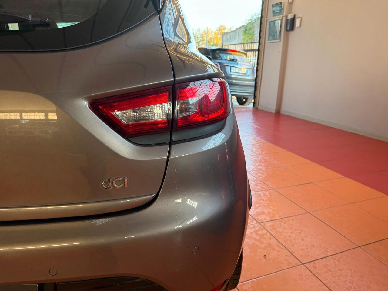 Renault Clio 1.5 dCi 8V 75CV 5 porte Costume National