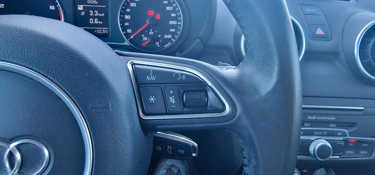 Audi A1 SPB 1.0 TFSI ultra Design