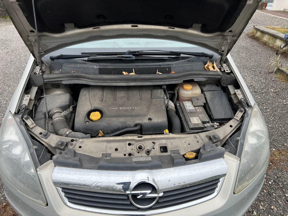Opel Zafira 1.9 CDTI 120CV Cosmo