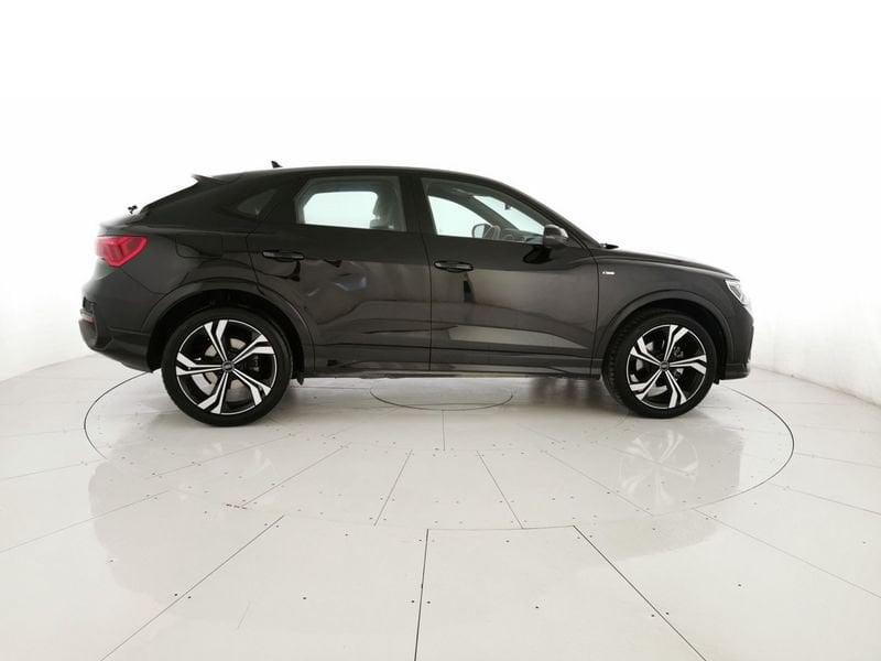 Audi Q3 Sportback 35 2.0 tdi S line edition s-tronic