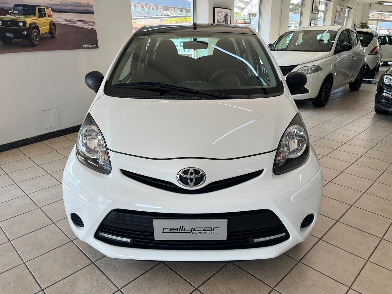 Toyota Aygo 1.0 5 porte EURO5 2014