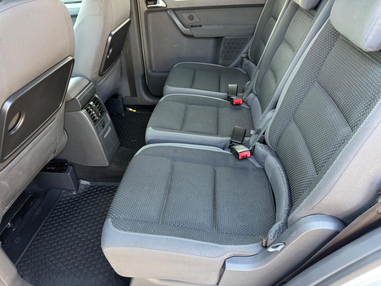 Volkswagen Touran 1.6 TDI Trendline OK NEOPATENTATI