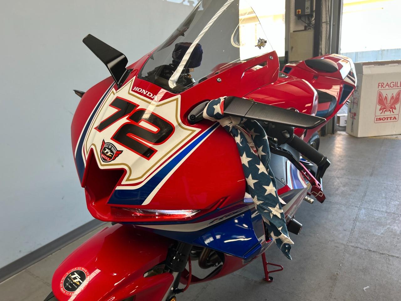 Honda CBR 600 RR racing