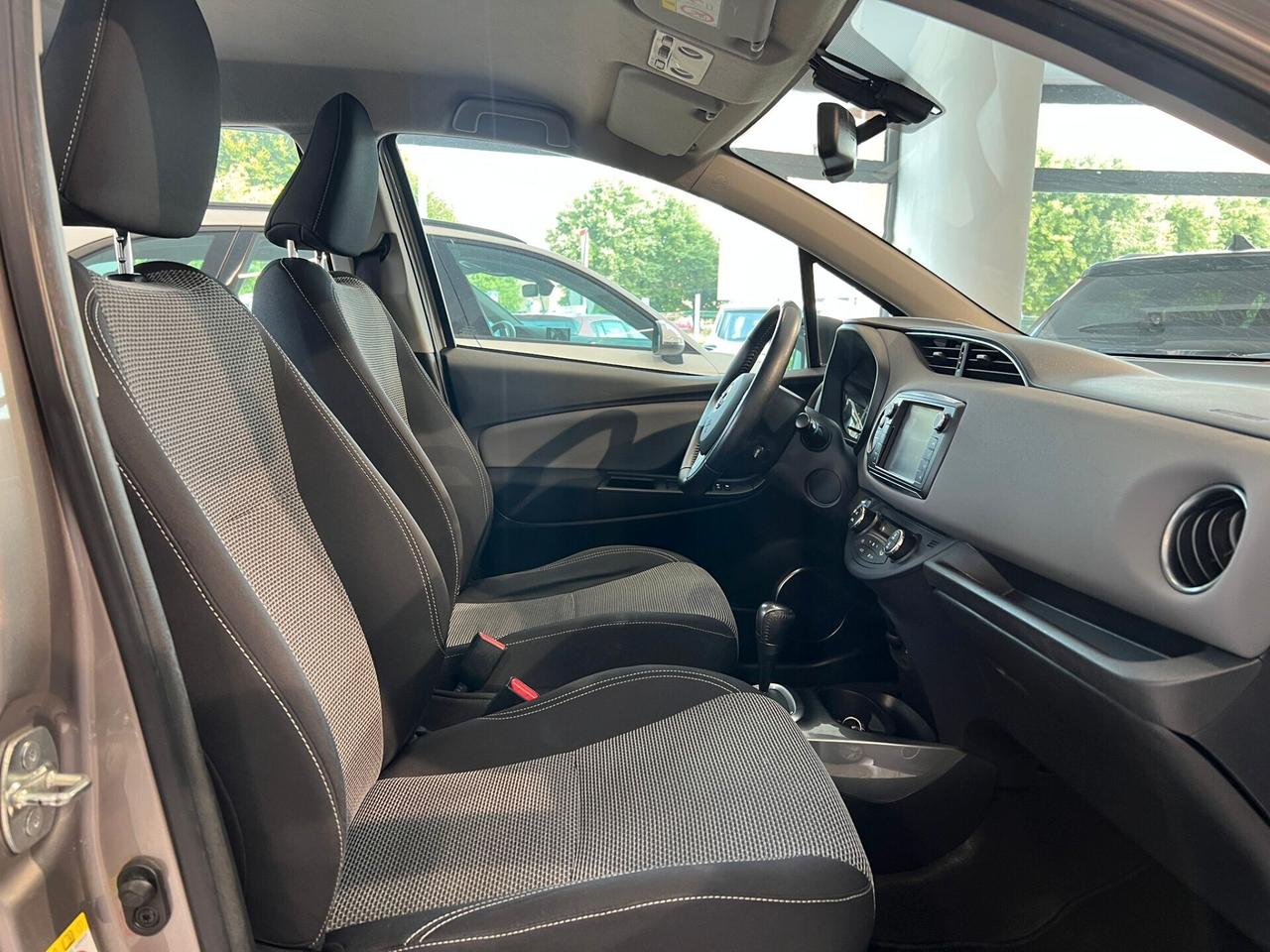 Toyota Yaris 1.5 Hybrid 5 porte Active