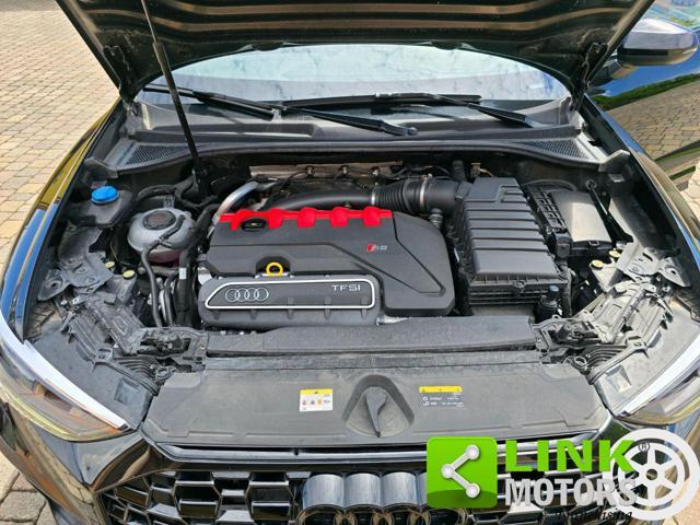 AUDI RS Q3 quattro S tronic Sportback