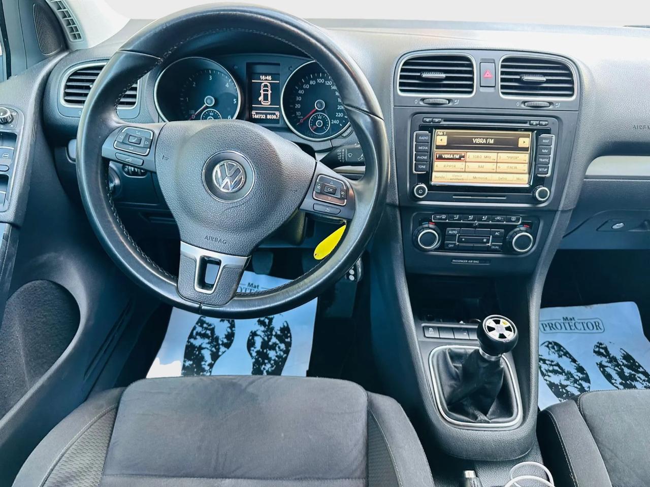 Volkswagen Golf 1.6 TDI 2011 140.000km neo patentati