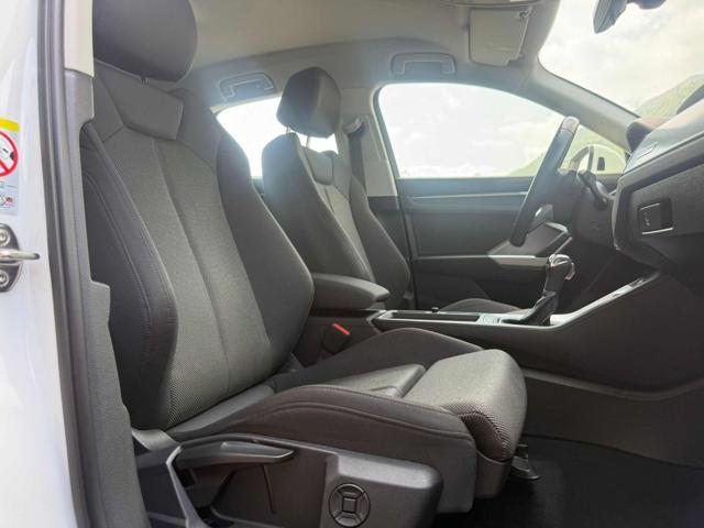 AUDI Q3 40 TDI quattro S tronic Business Pluss
